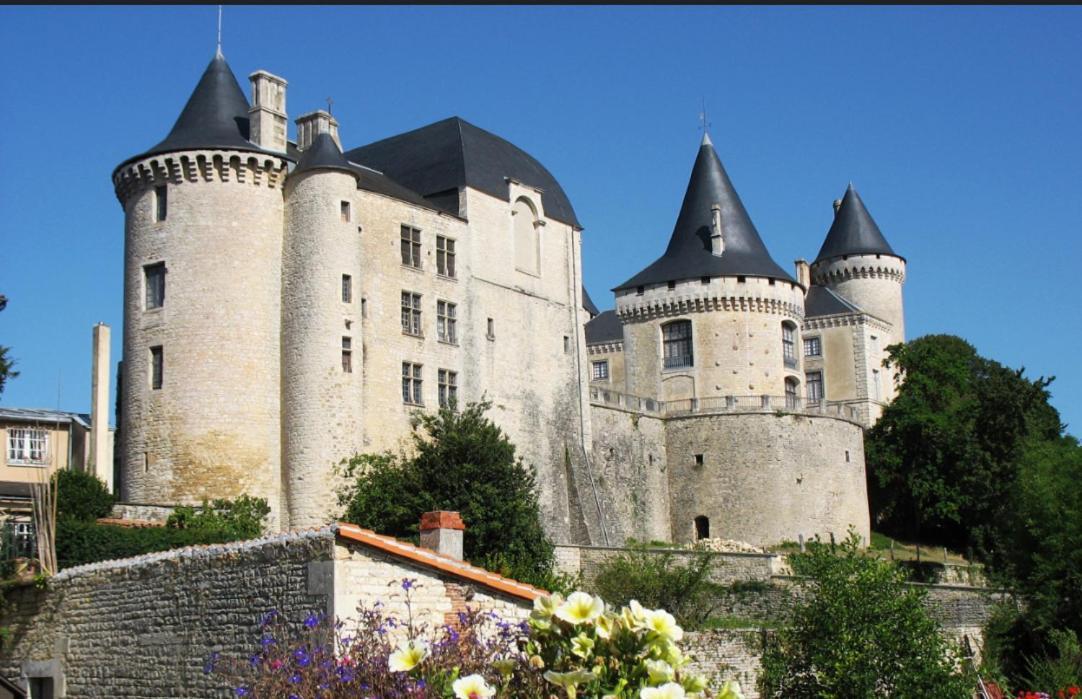 La Tuilerie Bed & Breakfast Verteuil-sur-Charente Ngoại thất bức ảnh