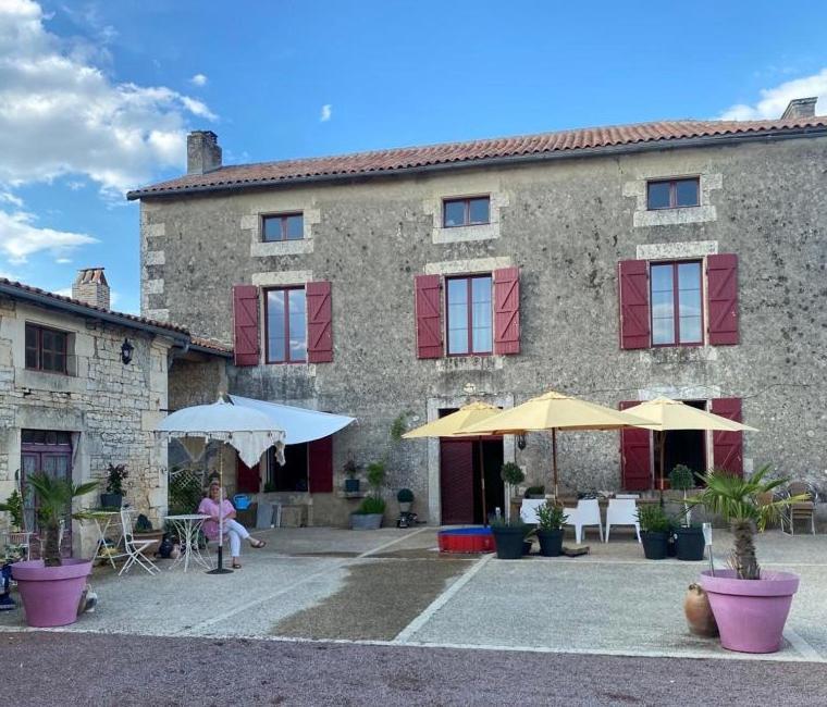 La Tuilerie Bed & Breakfast Verteuil-sur-Charente Ngoại thất bức ảnh