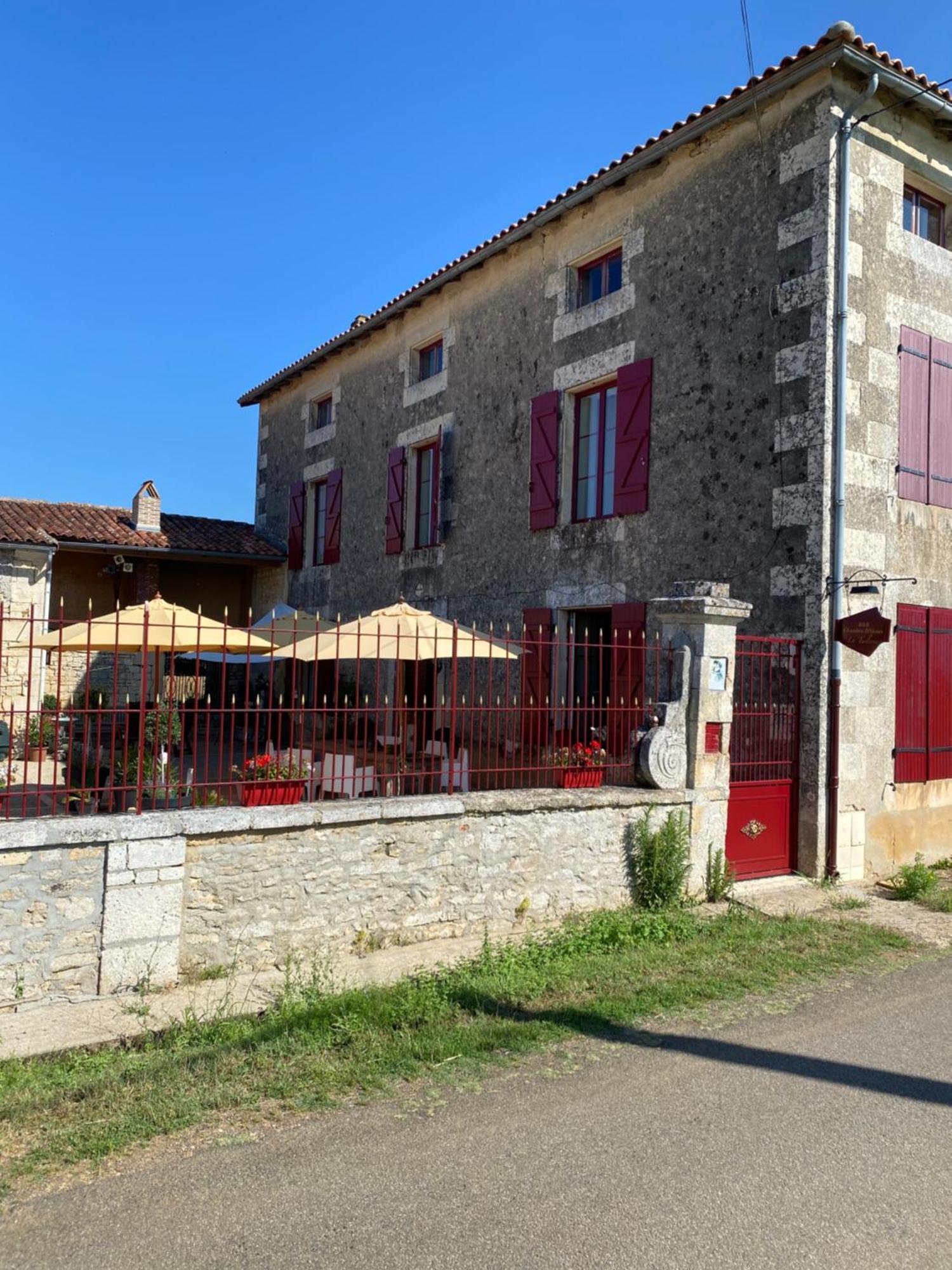 La Tuilerie Bed & Breakfast Verteuil-sur-Charente Ngoại thất bức ảnh